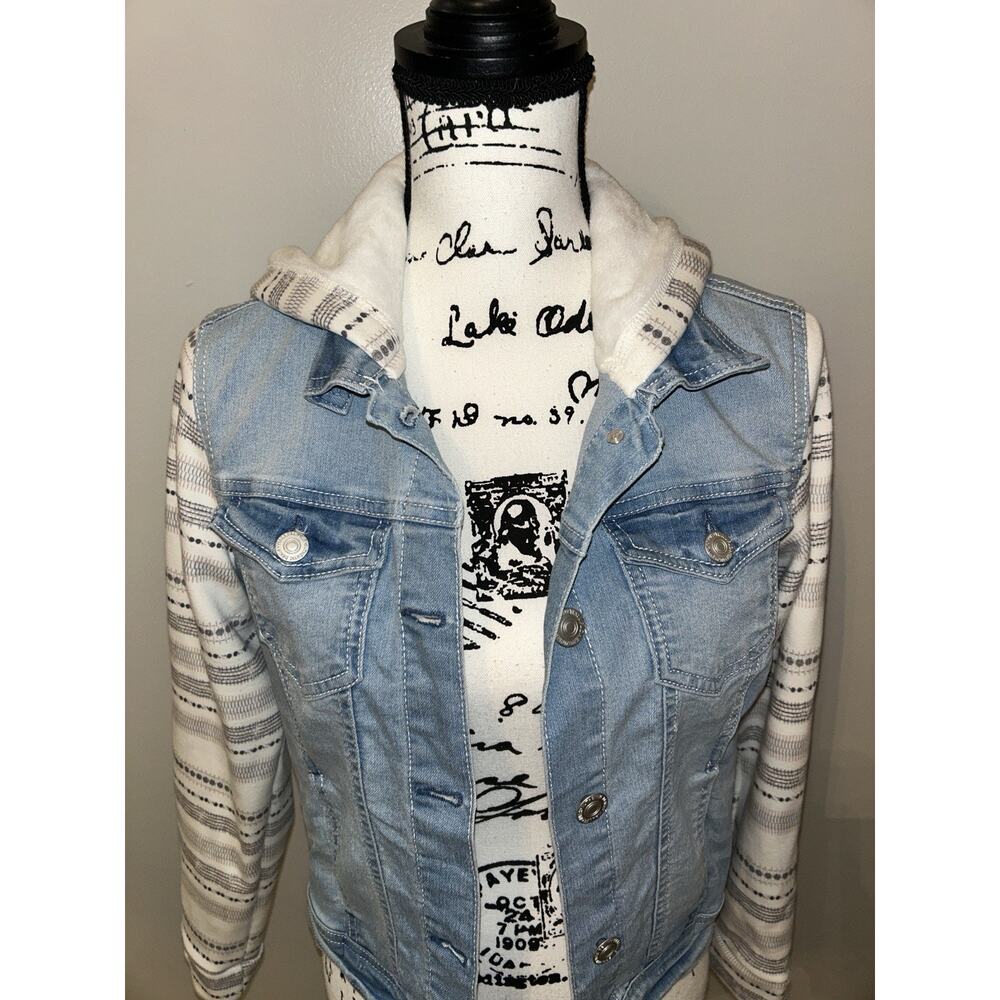 WALLFLOWER Button Down Long‎ Sleeve Blue Hooded Denim Jean Jacket Women's Size M - Picture 2 of 11